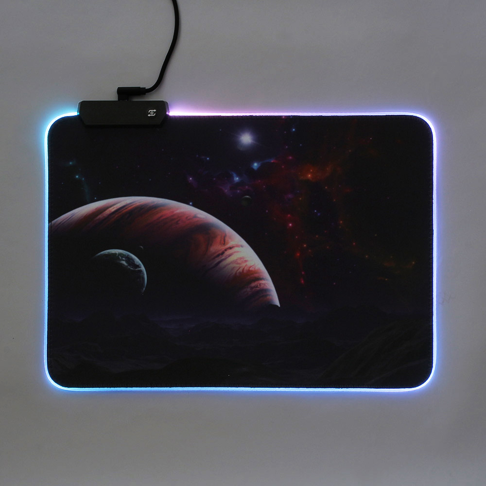 RGB LED 마우스패드 발광 논슬립 조명 게이밍패드